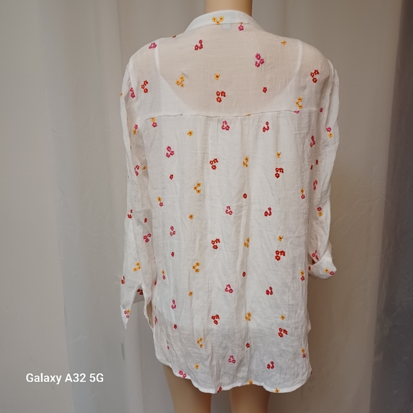 Rosa Y Everly Women Blouse Size XL Floral Embroidered White Blouse - Picture 4 of 12